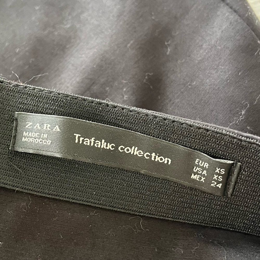 ZARA Asymmetric Black Mini Skirt - Picture 3 of 3